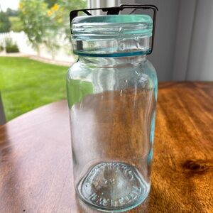 HW Pettit Canning Fruit Jar